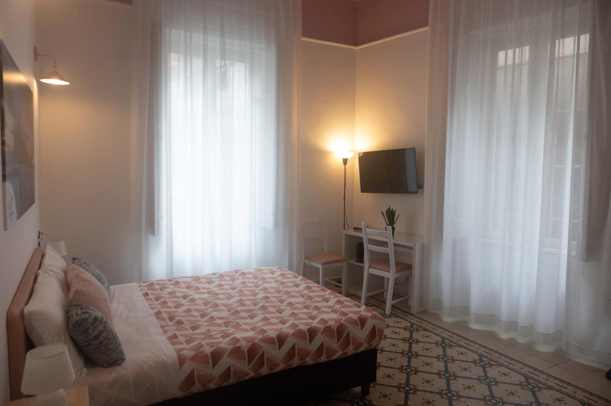 Resta Cu'mme Vomero Napoli
